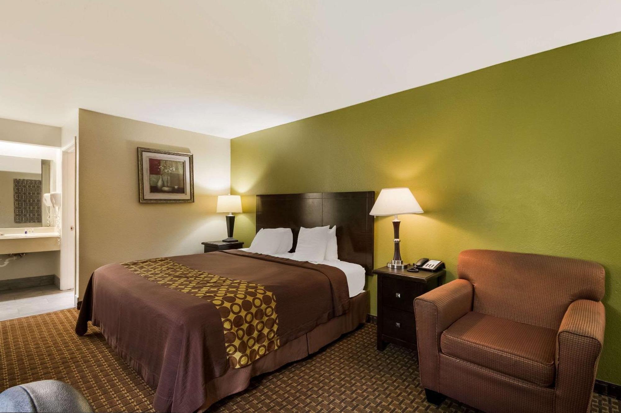 Rodeway Inn & Suites Corpus Christi Exterior photo
