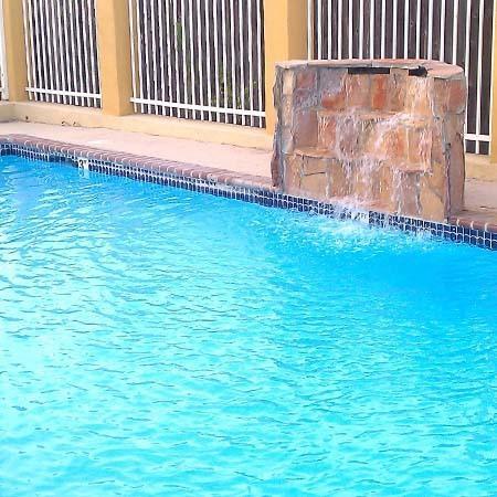 Rodeway Inn & Suites Corpus Christi Facilities photo